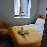 Cosy Family Bradford (West Yorkshire)