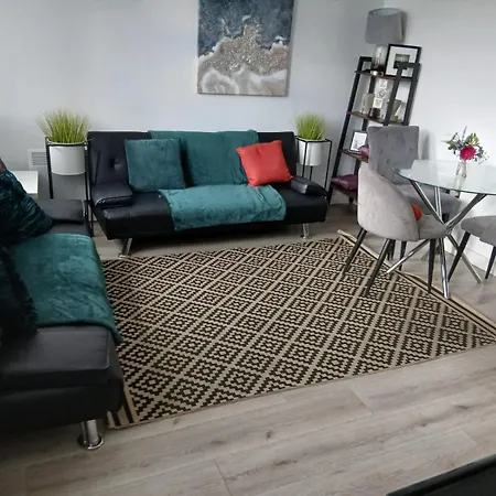 Cosy Family Apartment Bradford (West Yorkshire)