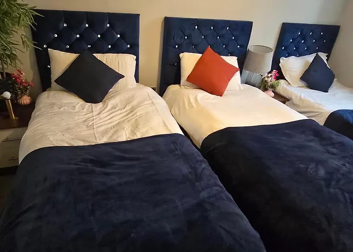 Cosy Family * Bradford (West Yorkshire)